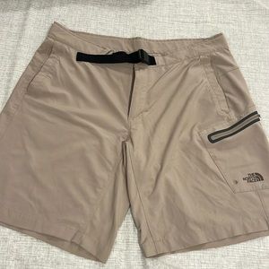 North Face khaki performance shorts Size 38